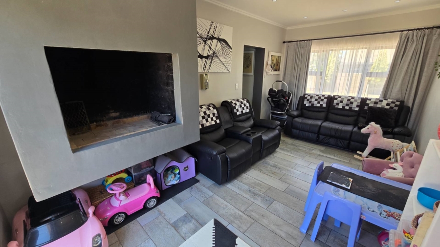 3 Bedroom Property for Sale in Brackenfell South Western Cape